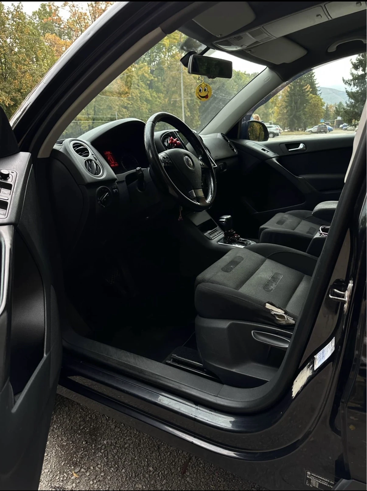 VW Tiguan, снимка 8 - Автомобили и джипове - 56453180