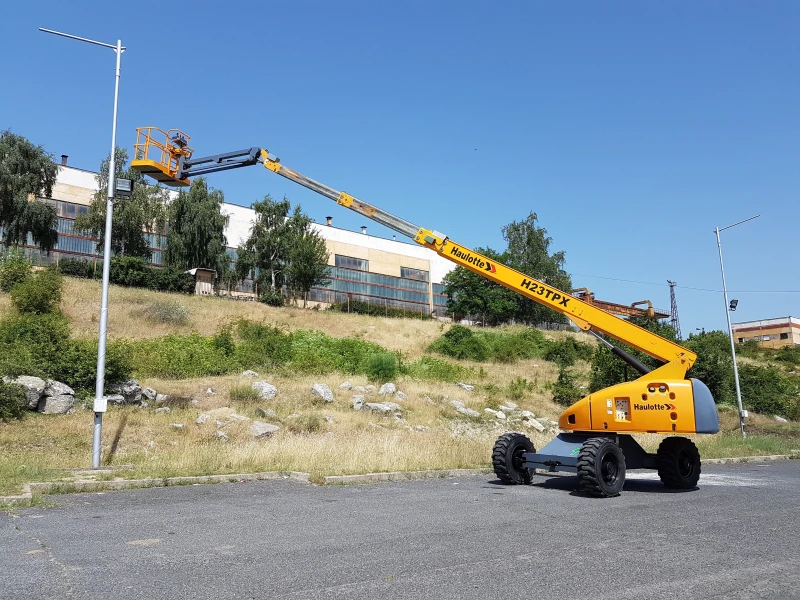 Автовишка Друга марка Haulotte H23 TPX 4х4, снимка 7 - Индустриална техника - 49708013