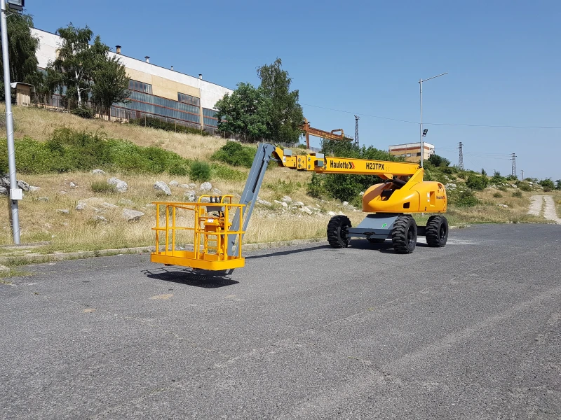 Автовишка Друга марка Haulotte H23 TPX 4х4, снимка 2 - Индустриална техника - 49708013