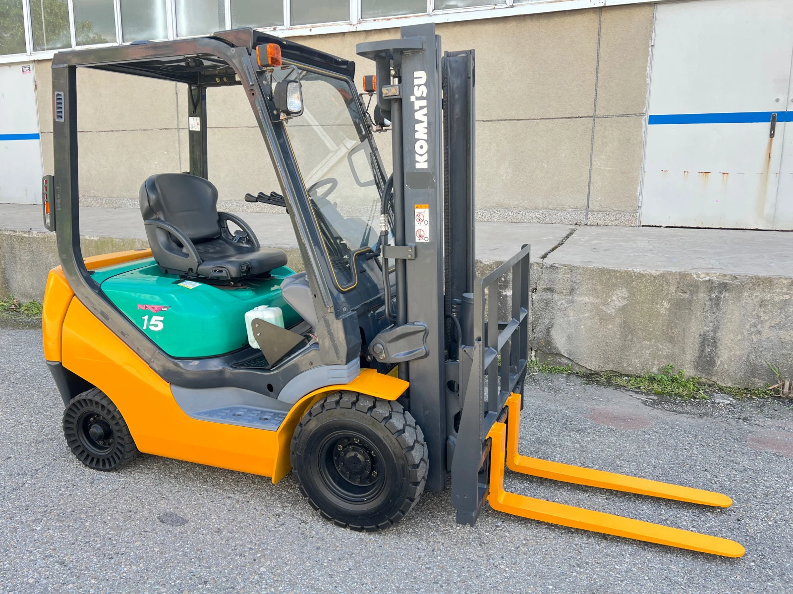  Komatsu     /   /  | Mobile.bg   7