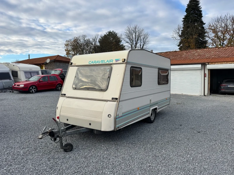 Каравана Beyerland 585кг, снимка 4 - Каравани и кемпери - 51721403