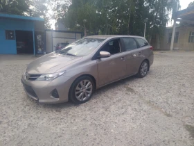 Toyota Auris 1.33, снимка 3