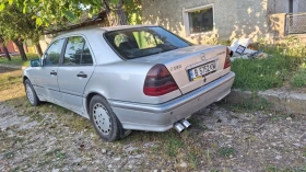     Mercedes-Benz C 250