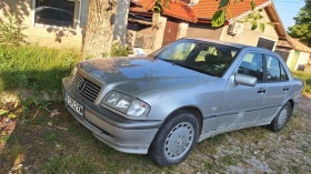     Mercedes-Benz C 250