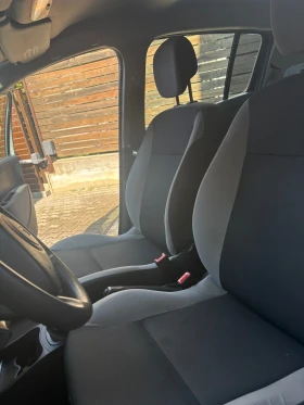 Renault Clio 1.5 dci - 2500 € / 4889.57 лв. - 77979915 7