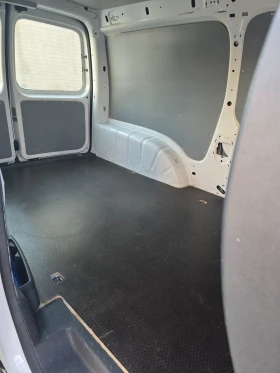 VW Caddy 1.6 TDI L2H1 BMT Maxi | Auto.bg — изображение 10