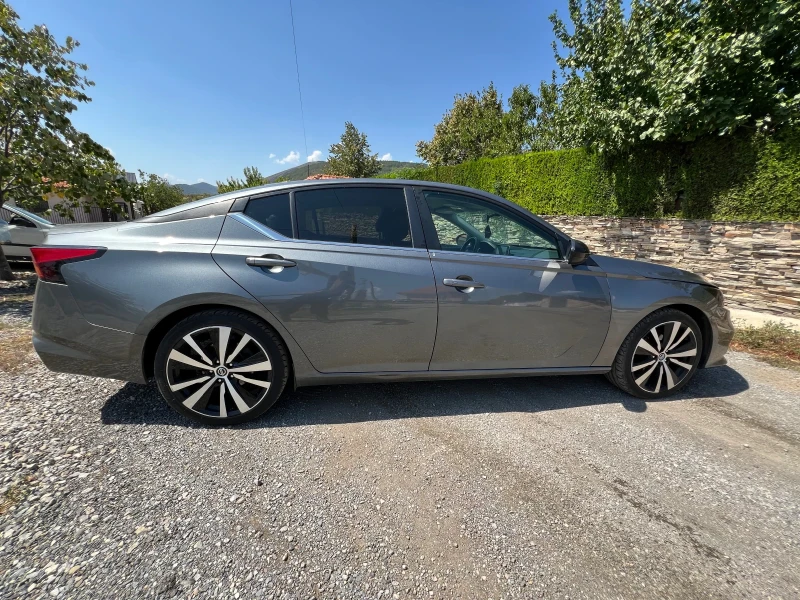 Nissan Altima 2.5 SR, снимка 8 - Автомобили и джипове - 47000476