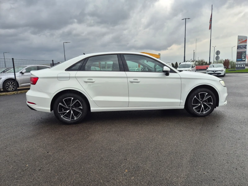 Audi A3  LIMOUSINE-С-Гаранция-30 TDI A/T, снимка 6 - Автомобили и джипове - 47695337