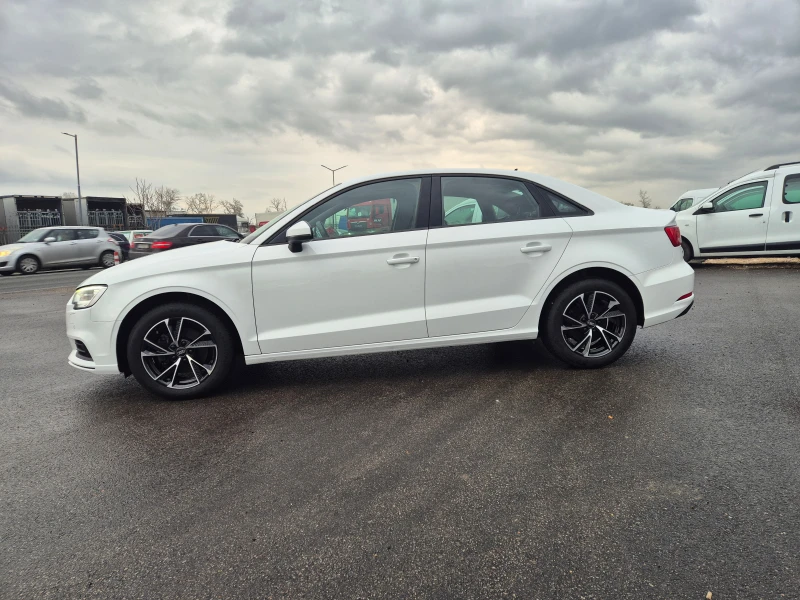 Audi A3  LIMOUSINE-С-Гаранция-30 TDI A/T, снимка 2 - Автомобили и джипове - 47695337