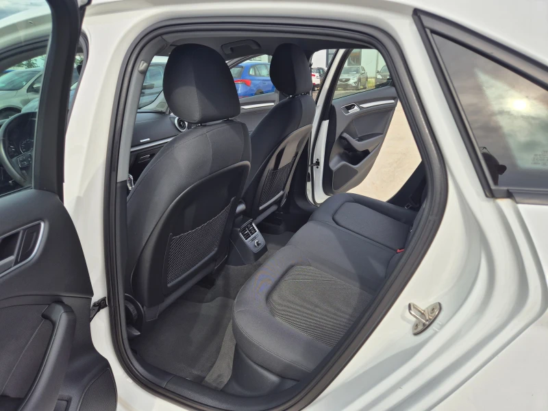 Audi A3  LIMOUSINE-С-Гаранция-30 TDI A/T, снимка 12 - Автомобили и джипове - 47695337