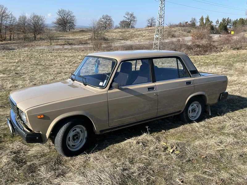 Lada 2107, снимка 2 - Автомобили и джипове - 48437324