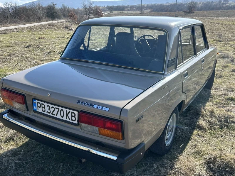 Lada 2107, снимка 4 - Автомобили и джипове - 48437324