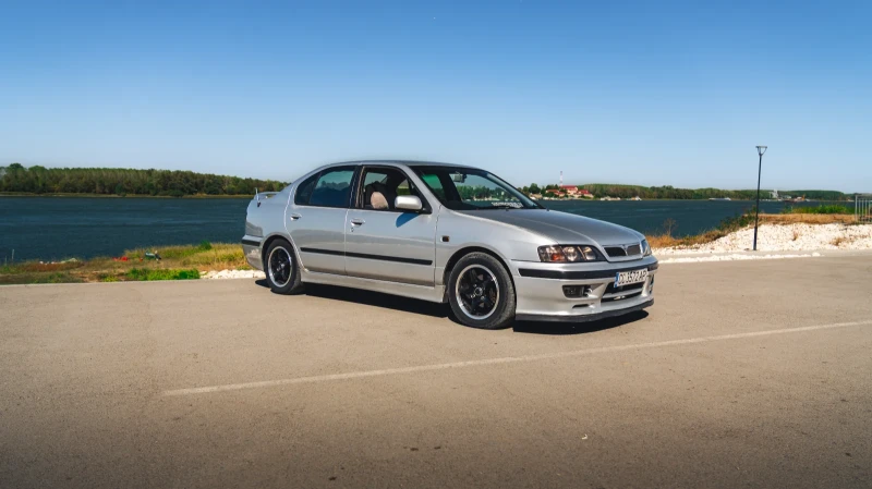 Nissan Primera, снимка 6 - Автомобили и джипове - 52050567