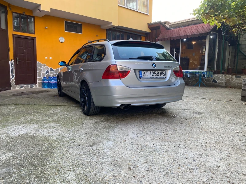 BMW 320 d, снимка 2 - Автомобили и джипове - 52736037