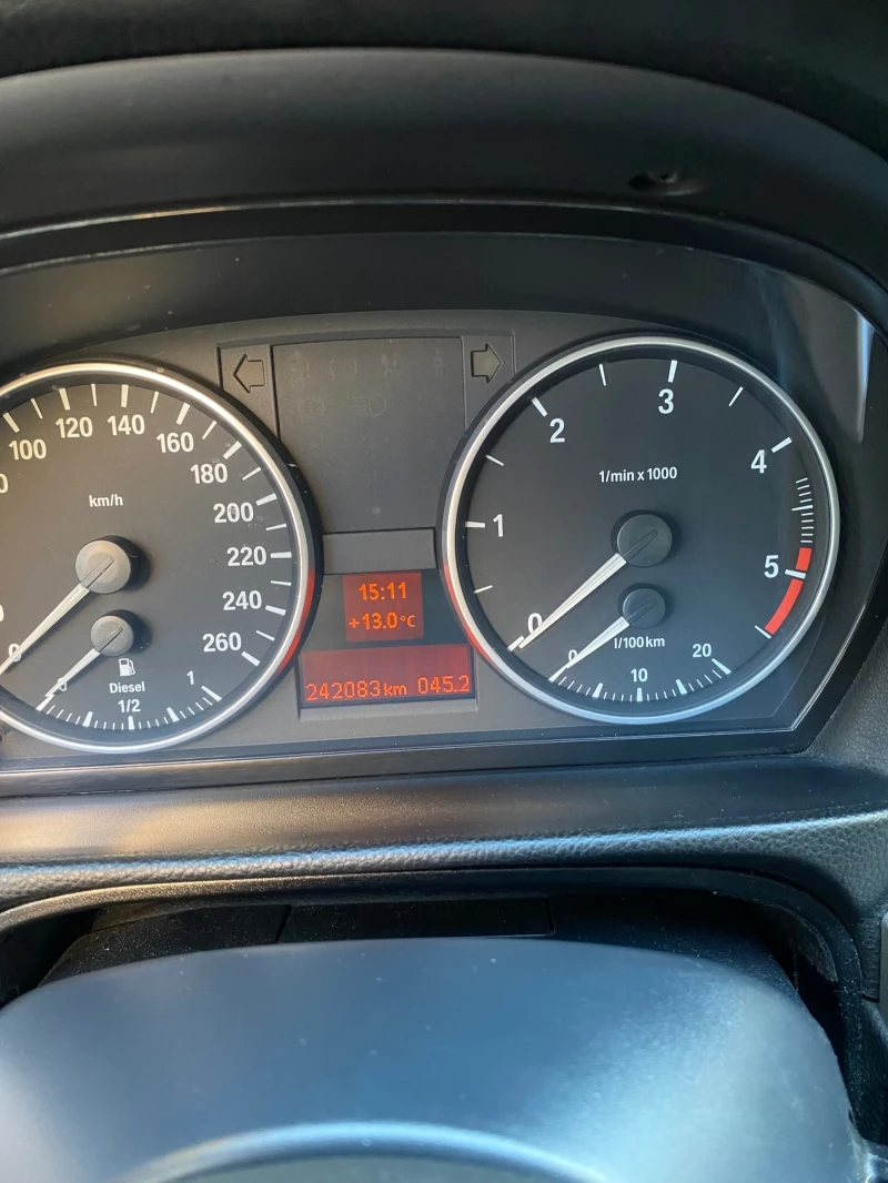 BMW 320 d, снимка 8 - Автомобили и джипове - 52736037