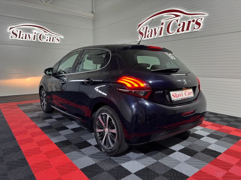 Peugeot 208 1.2i ALLURE- LED/ KLIMATRONIC/ CAMERA/ 129.000 km!, снимка 4 - Автомобили и джипове - 52695992