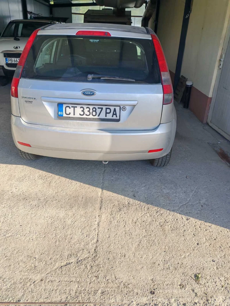 Ford Fiesta, снимка 5 - Автомобили и джипове - 52831571