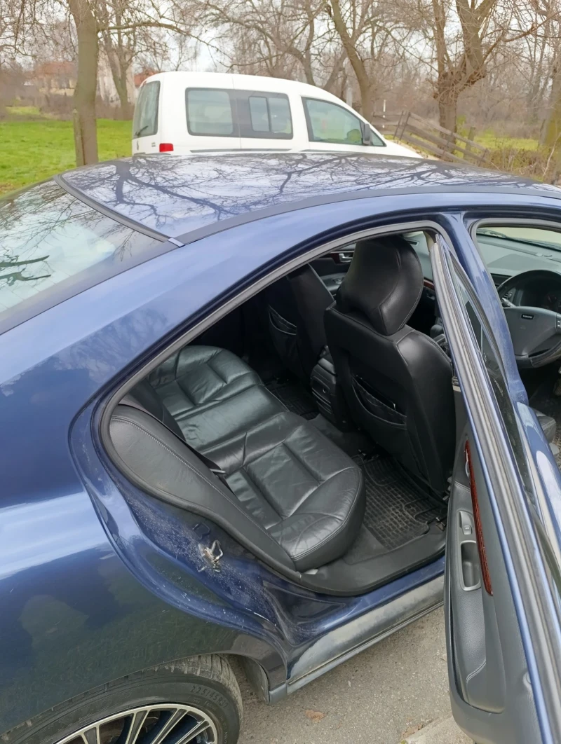 Volvo S60 2.0T, снимка 9 - Автомобили и джипове - 52866039