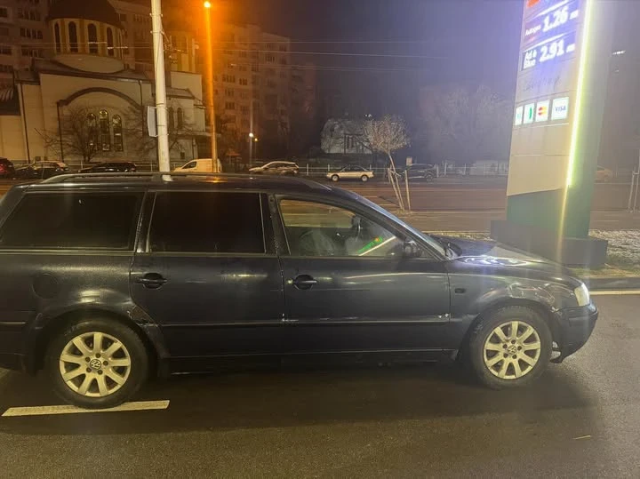 VW Passat, снимка 4 - Автомобили и джипове - 48430047