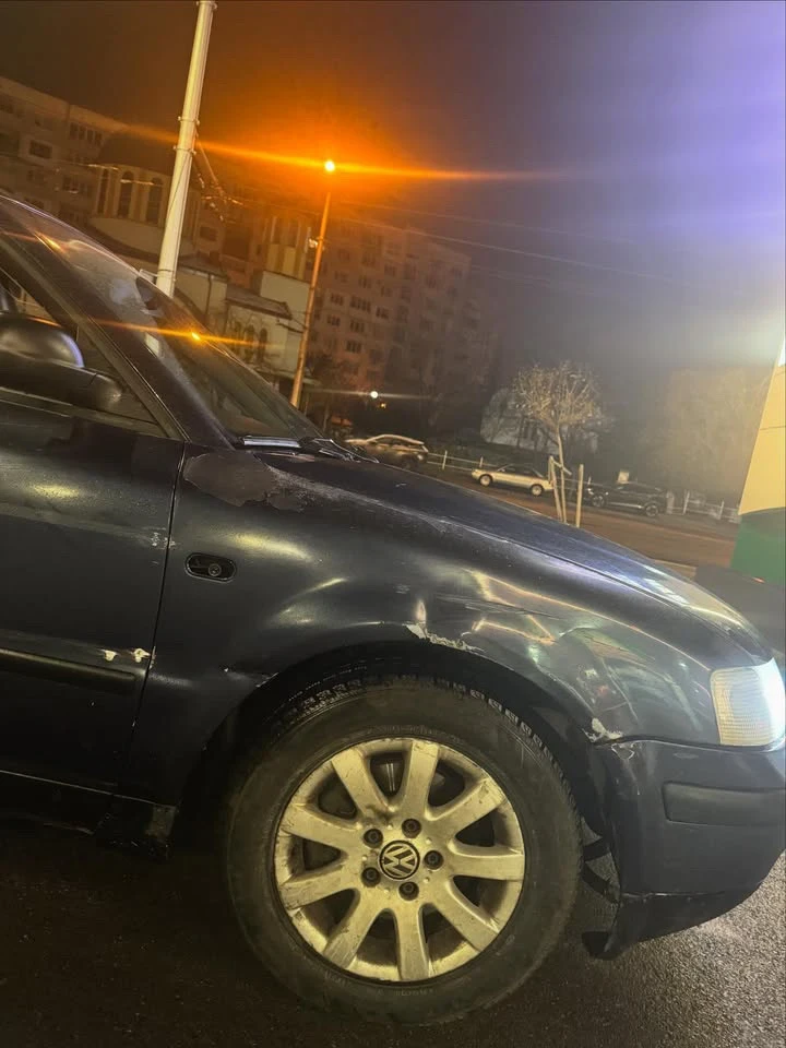 VW Passat, снимка 5 - Автомобили и джипове - 48430047