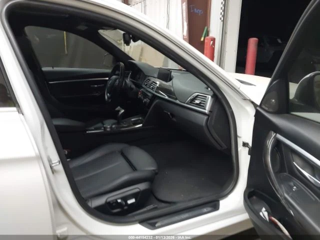 BMW 340 * КОЖА* NAVI* LED*  - изображение 5