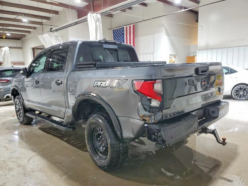 Nissan Teana 5.6L 8 4x4 w/Rear Wheel Drv, снимка 7 - Автомобили и джипове - 53570781