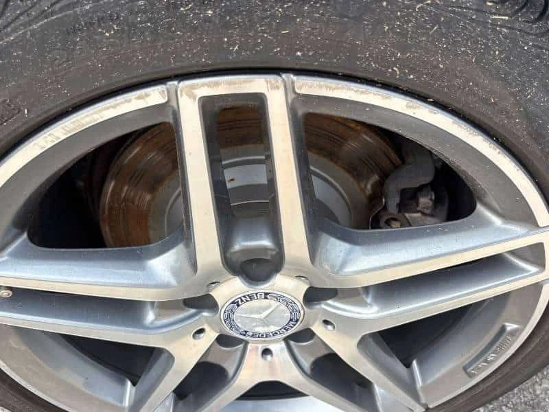 Mercedes-Benz E 500 * 550 * CARFAX * БЕЗ ПЪРВОНАЧАЛНА ВНОСКА, снимка 15 - Автомобили и джипове - 55413848