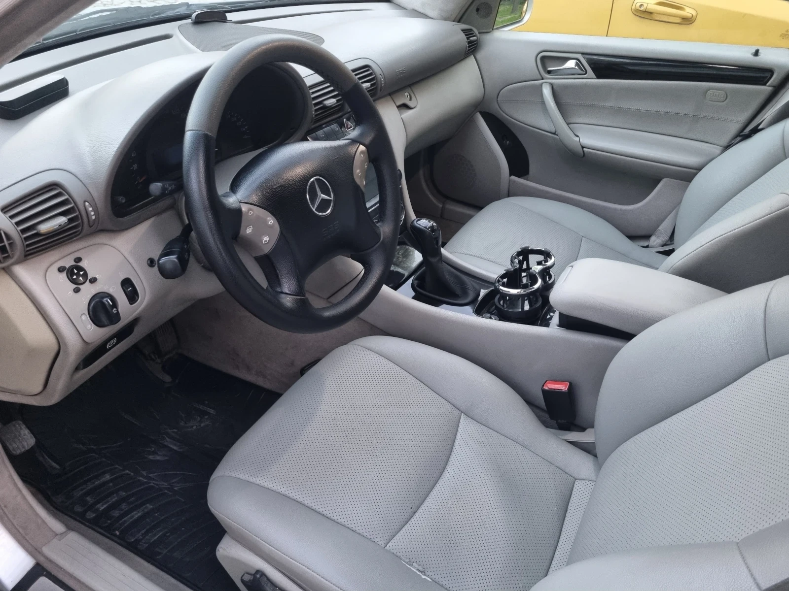 Mercedes-Benz C 220  - изображение 10
