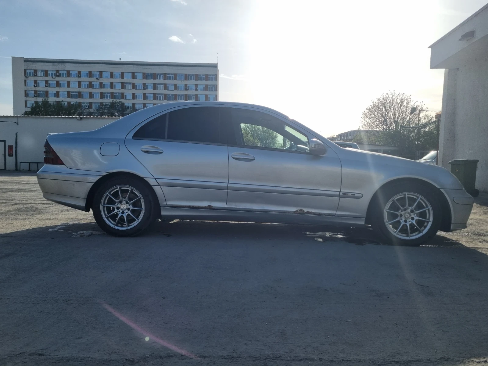 Mercedes-Benz C 220  - изображение 4