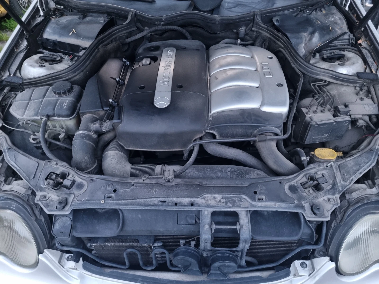 Mercedes-Benz C 220  - изображение 8