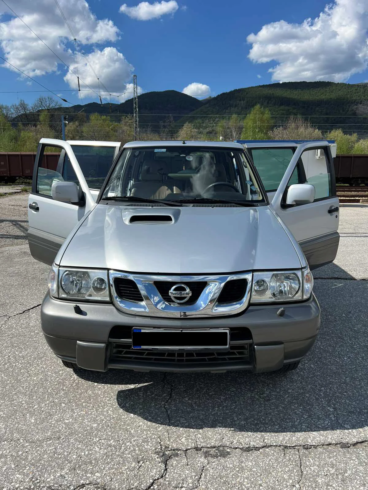 Nissan Terrano II 3.0D - изображение 7