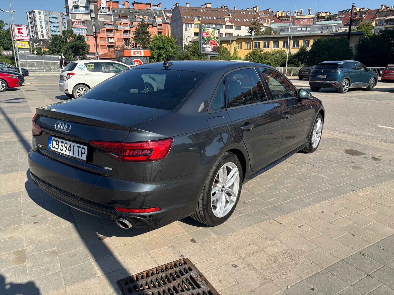 Audi A4  - изображение 5