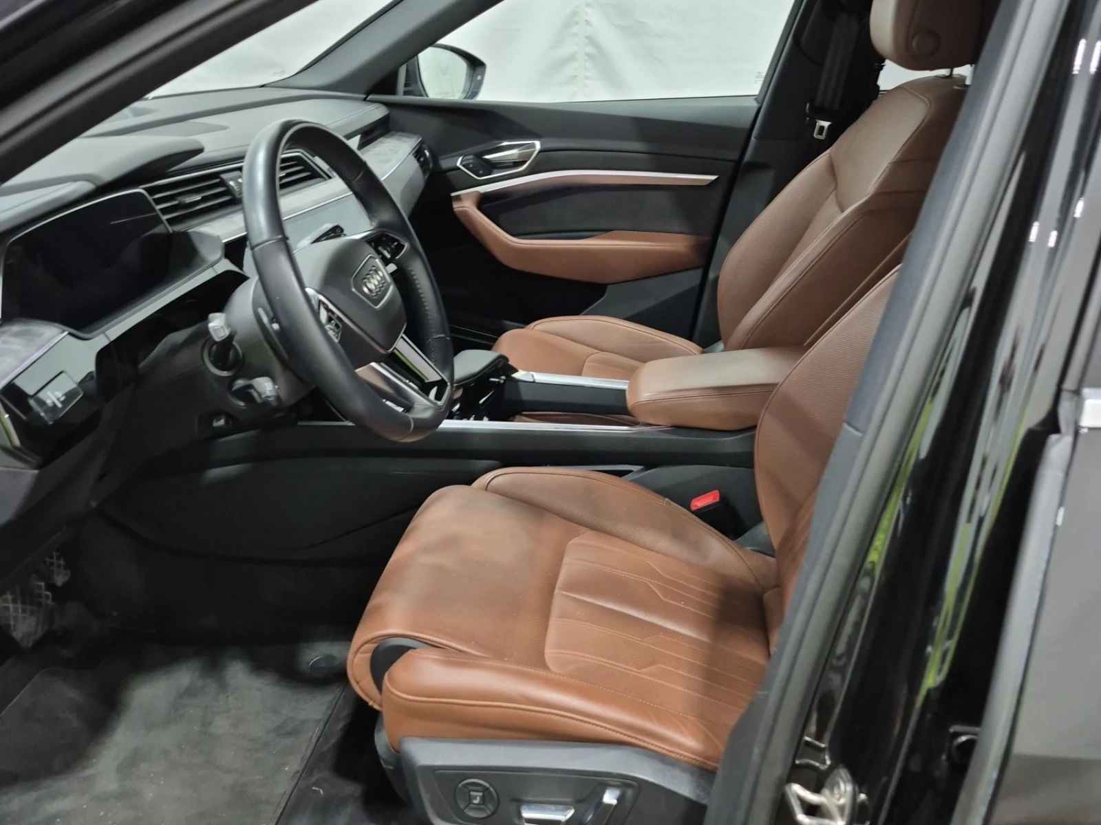 Audi E-Tron * PRESTIGE * CARFAX * АВТОКРЕДИТ - изображение 7