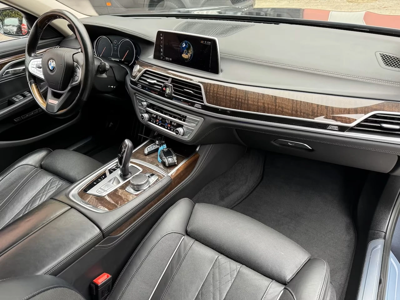 BMW 750 i xDrive - изображение 5