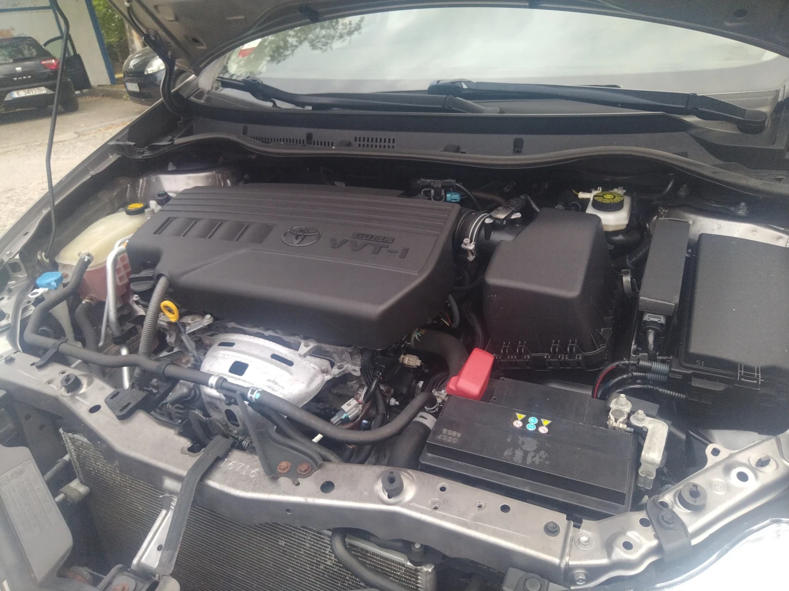 Toyota Auris 1.33 | Mobile.bg   16