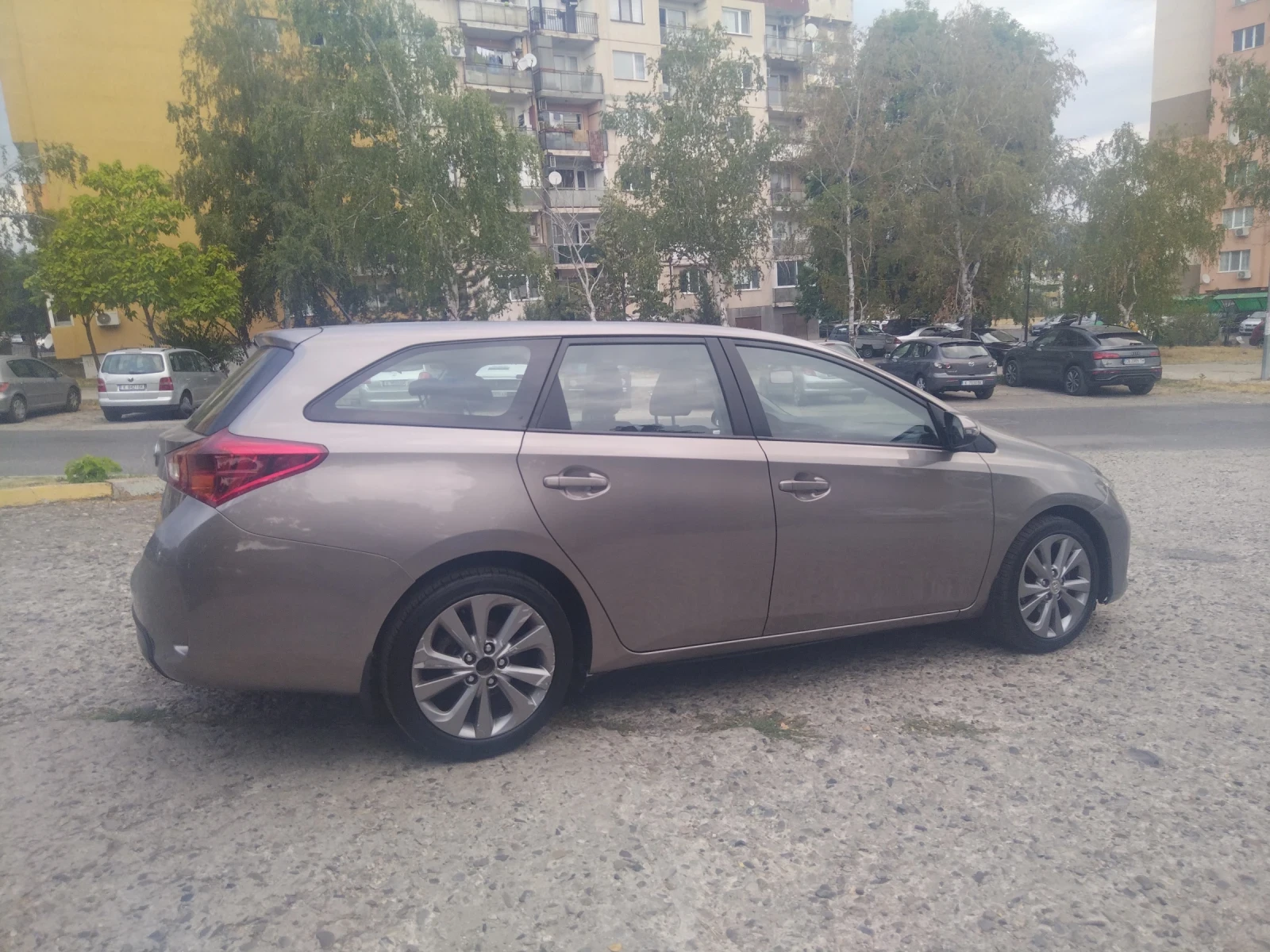Toyota Auris 1.33 - изображение 10