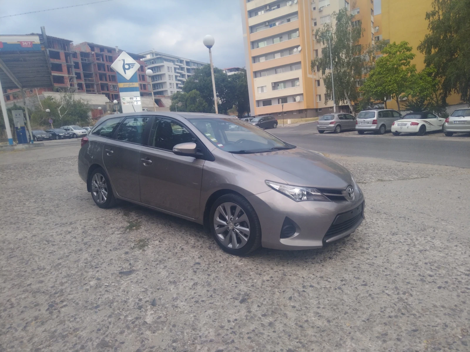 Toyota Auris 1.33 | Mobile.bg   12