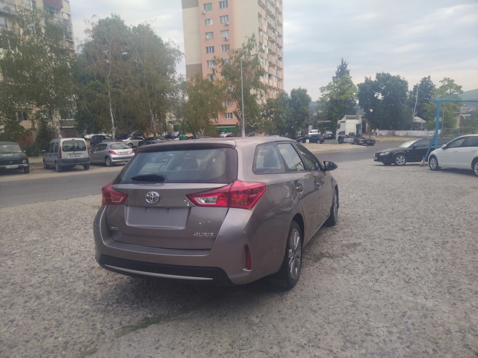 Toyota Auris 1.33 - изображение 8