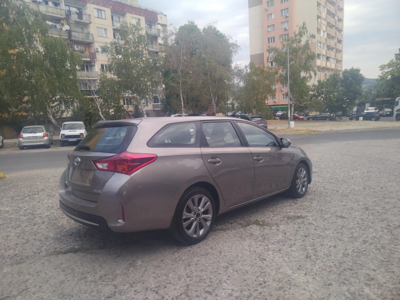 Toyota Auris 1.33 - изображение 9
