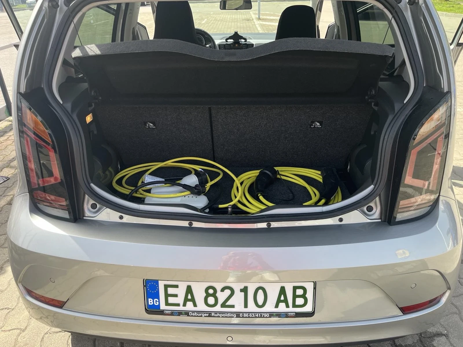 VW Up Голяма батерия 36.8 kw.h/ CCS - изображение 8