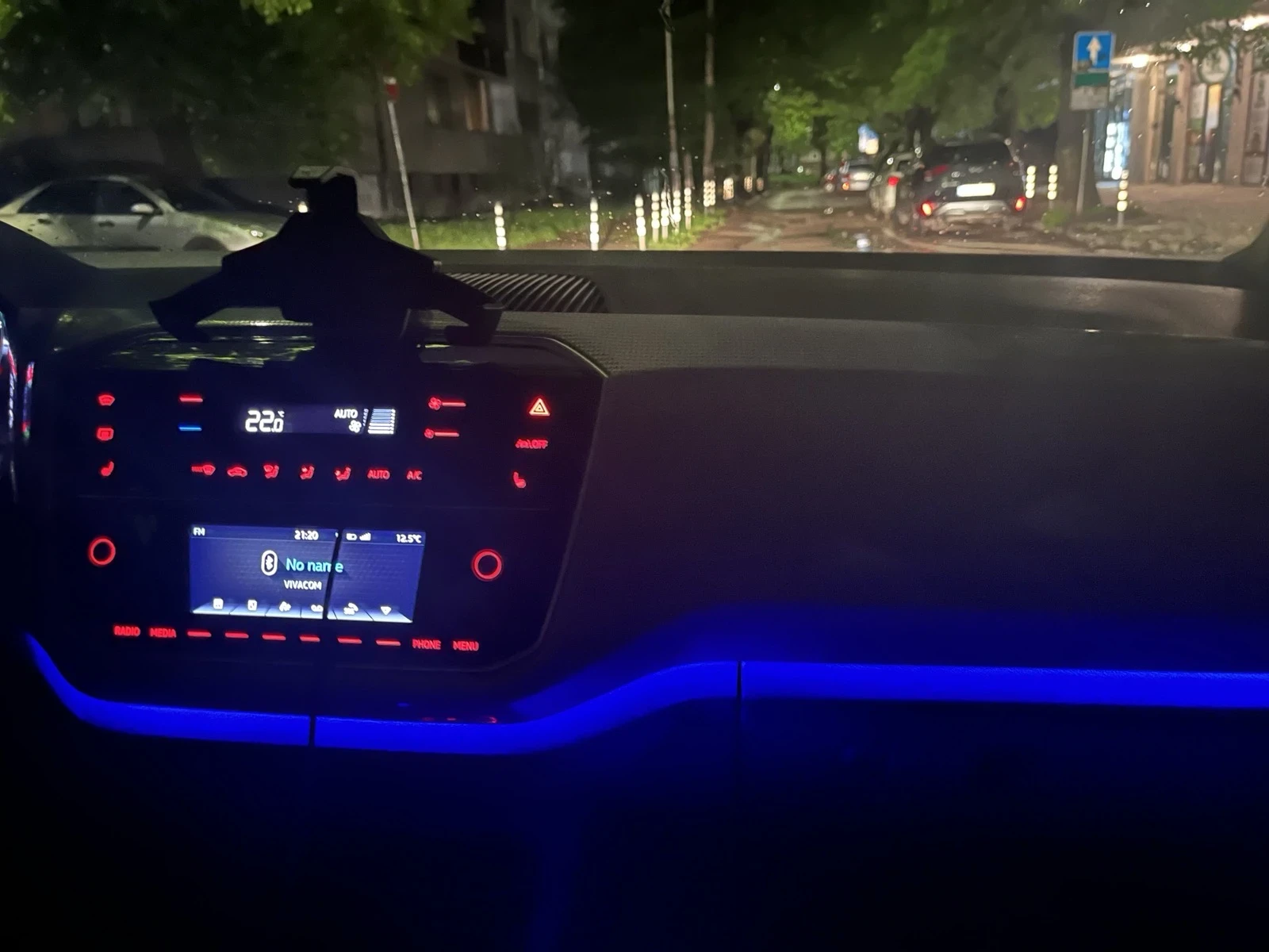 VW Up Голяма батерия 36.8 kw.h/ CCS - изображение 10