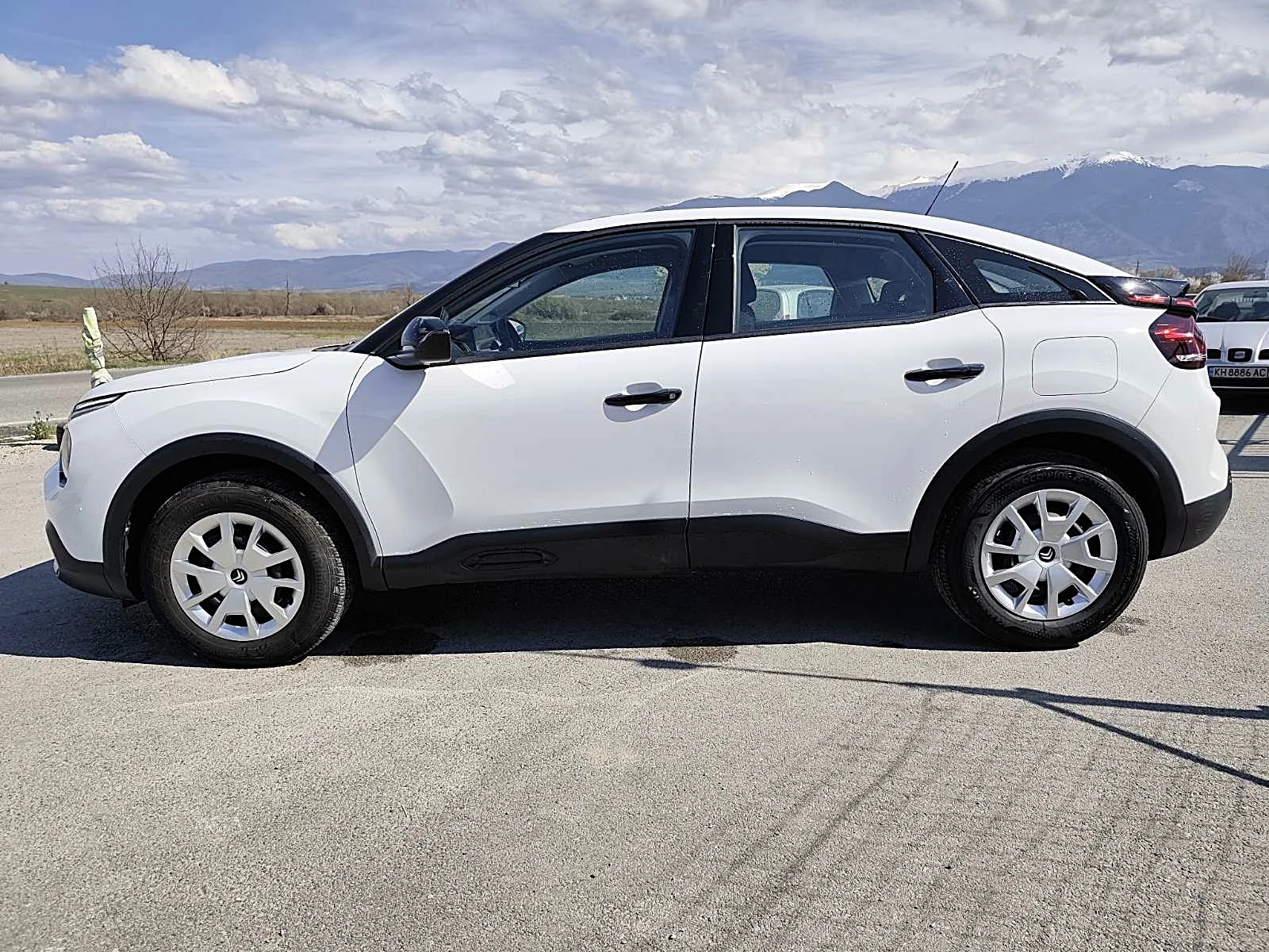 Citroen C4 РЕГИСТРИРАНА ОБСЛУЖЕНА ВСИЧКО ПЛАТЕНО, снимка 4 - Автомобили и джипове - 52430097