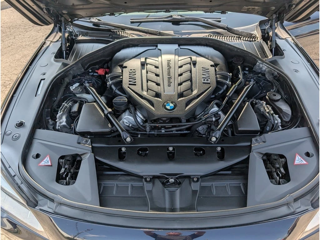 BMW 750 * 4dr Sdn 750i xDrive AWD * CARFAX * ���� �� �� | Mobile.bg � ����������� 13