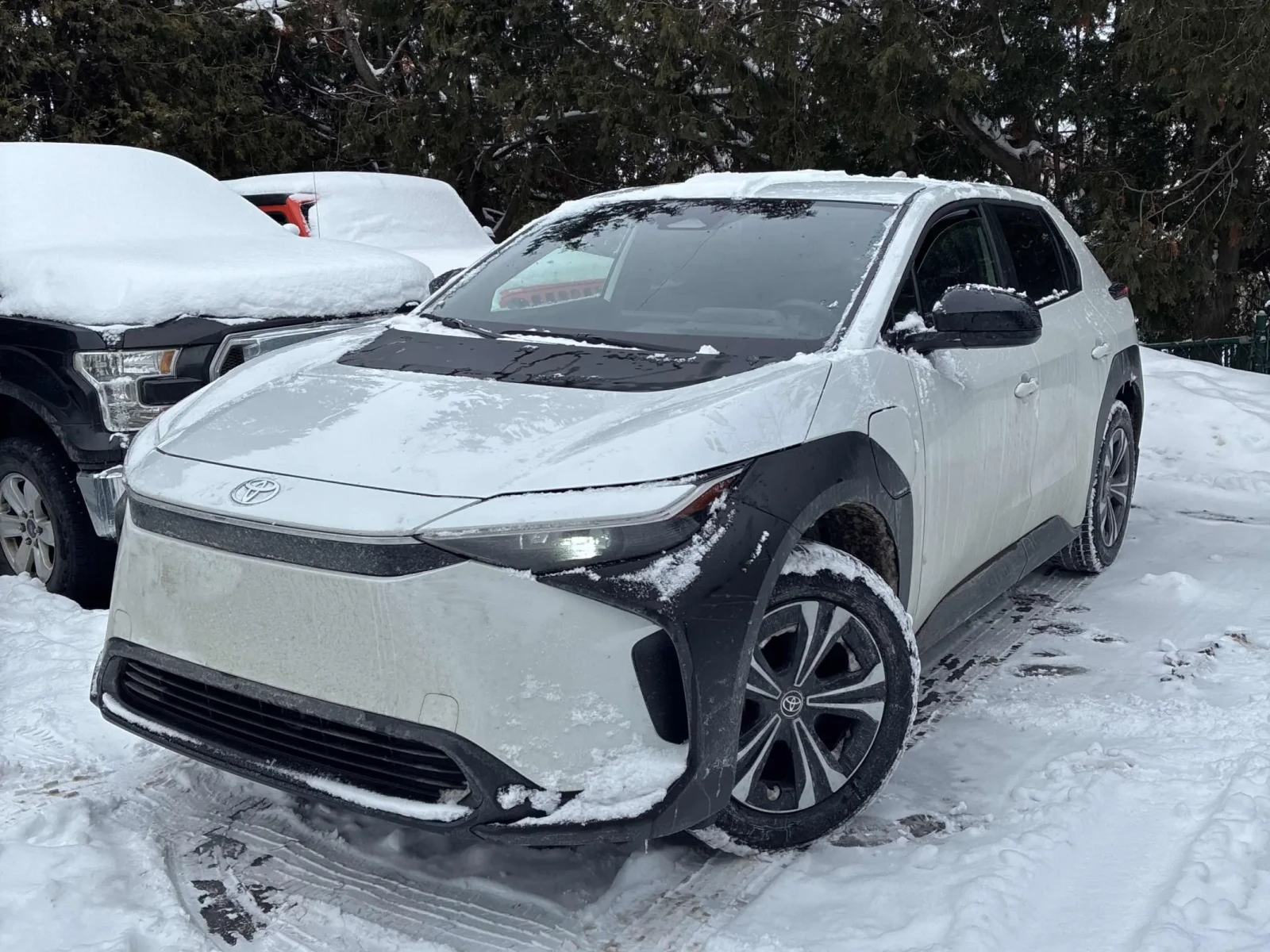 Toyota bZ4X LE FWD | Mobile.bg � ����������� 1