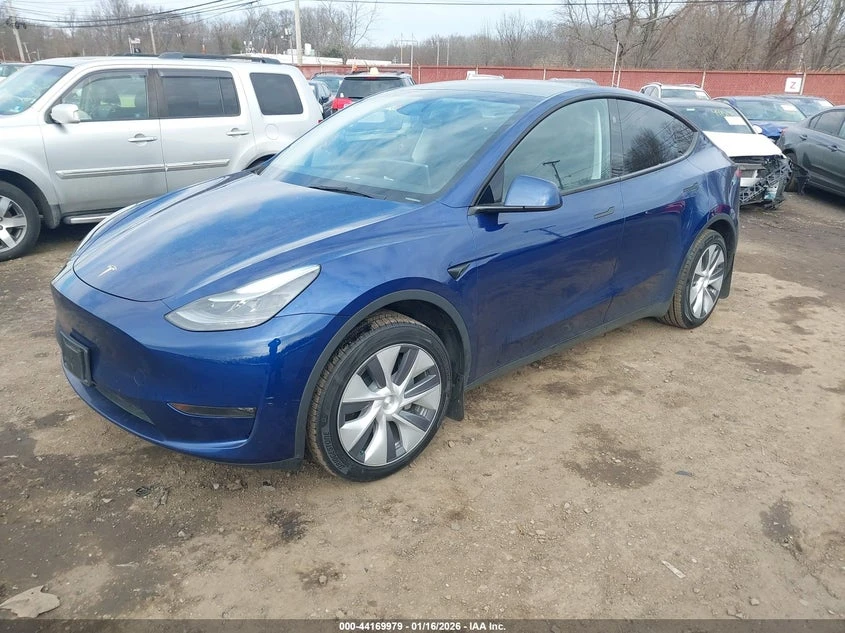 Tesla Model Y Awd/Long Range Dual Motor All-Wheel Drive, снимка 2 - Автомобили и джипове - 53817011