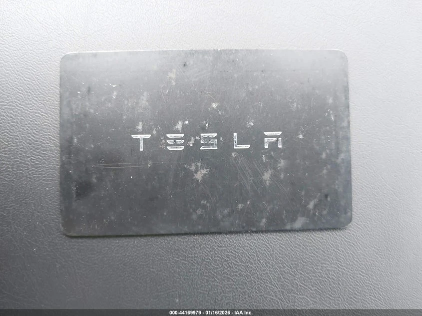 Tesla Model Y Awd/Long Range Dual Motor All-Wheel Drive, снимка 11 - Автомобили и джипове - 53817011