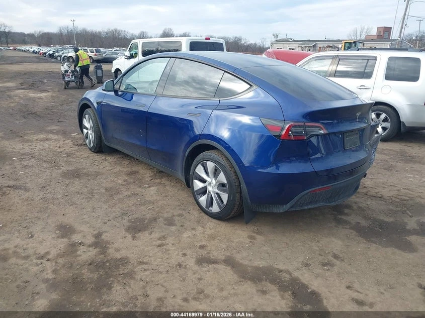 Tesla Model Y Awd/Long Range Dual Motor All-Wheel Drive, снимка 3 - Автомобили и джипове - 53817011