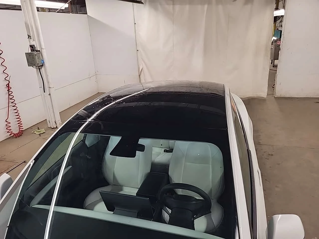 Tesla Model 3 STANDARD RANGE PLUS| 2 КЛЮЧА| CARFAX , снимка 7 - Автомобили и джипове - 54113362