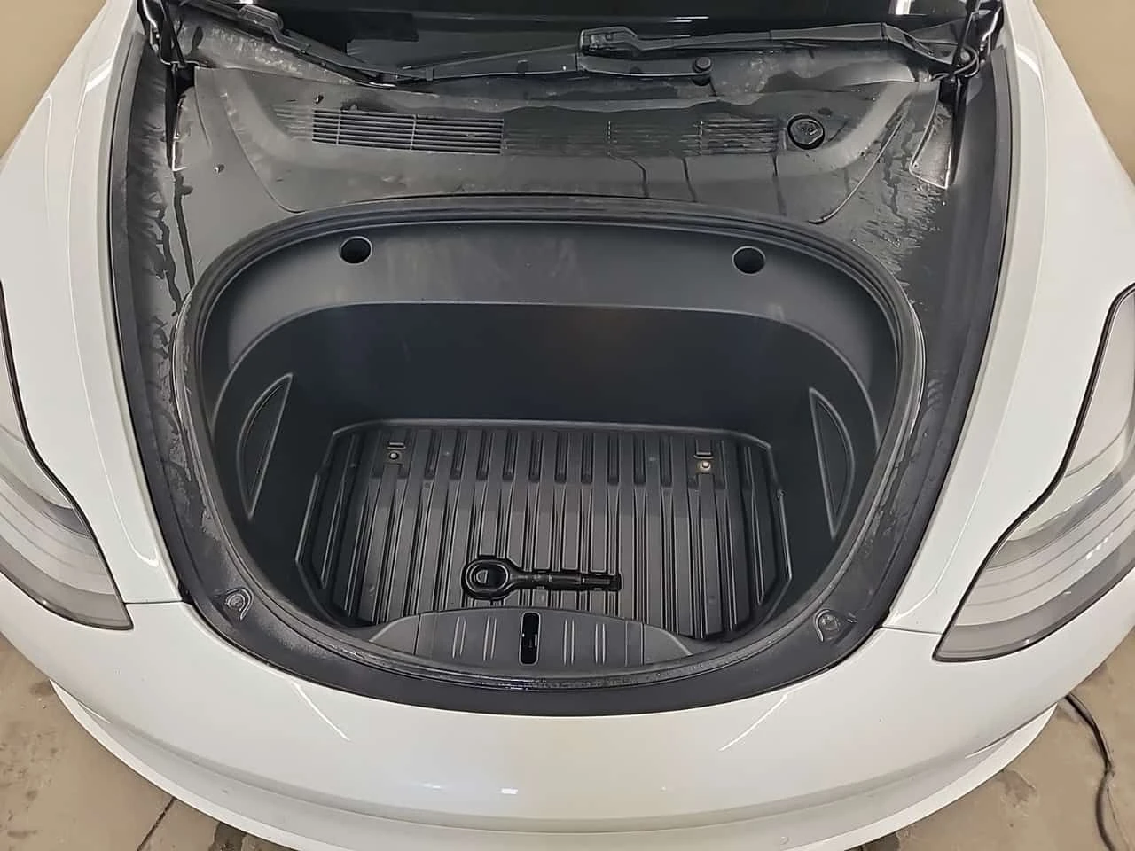 Tesla Model 3 STANDARD RANGE PLUS| 2 КЛЮЧА| CARFAX , снимка 17 - Автомобили и джипове - 54113362