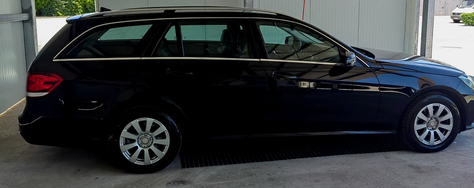 Mercedes-Benz E 220 Face, снимка 5 - Автомобили и джипове - 54912824
